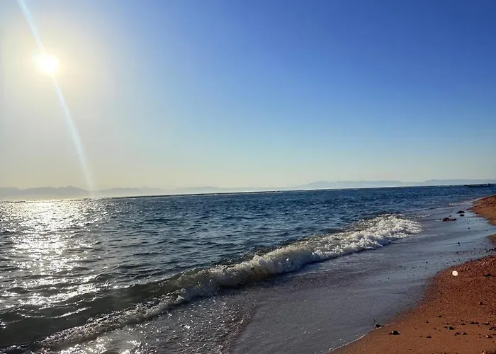 Bedro Guest House Wooden Cabin 30 Sec Beach Деревянный коттедж