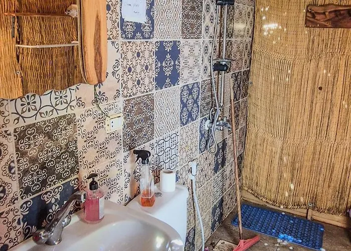 Bedro Guest House Wooden Cabin 30 Sec Beach * Дахаб
